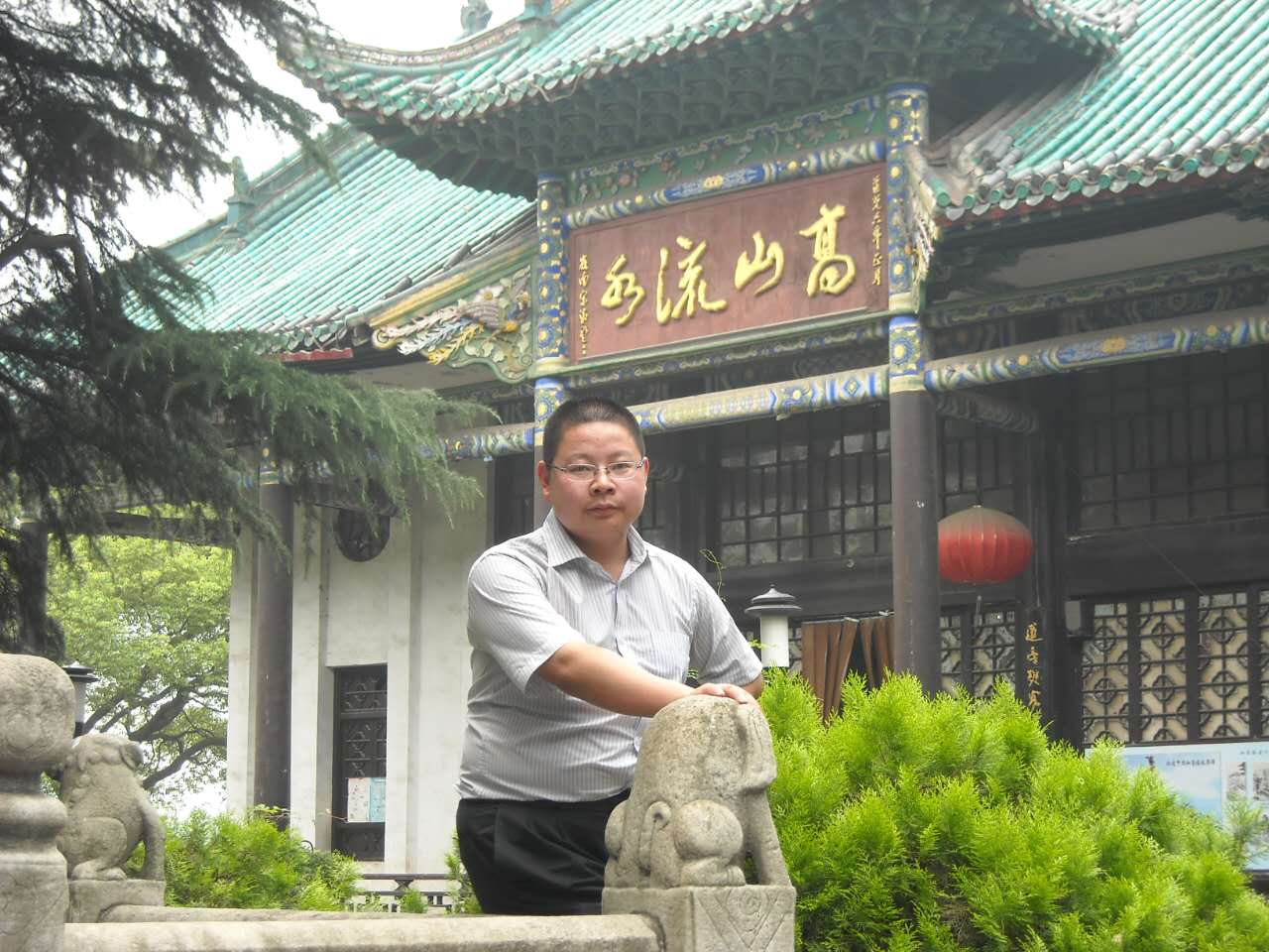 田老师677.jpg